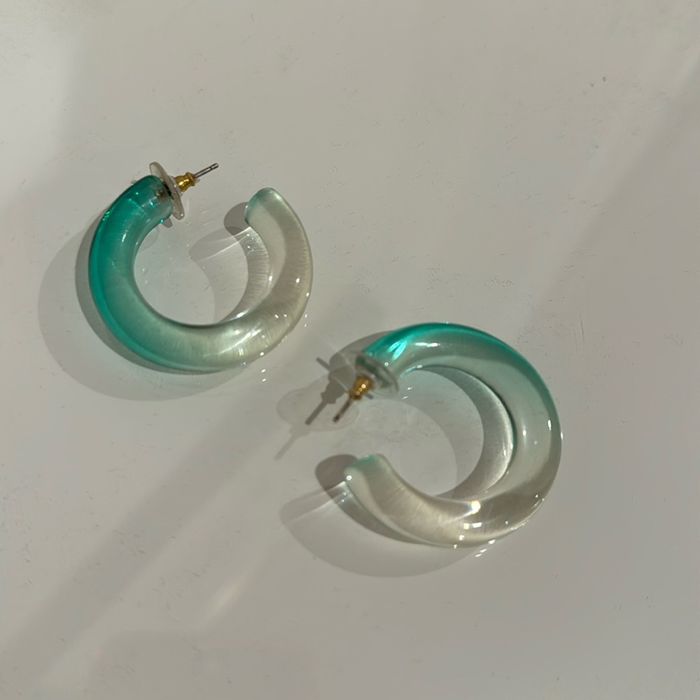 Madewell blue and clear lucite earrings